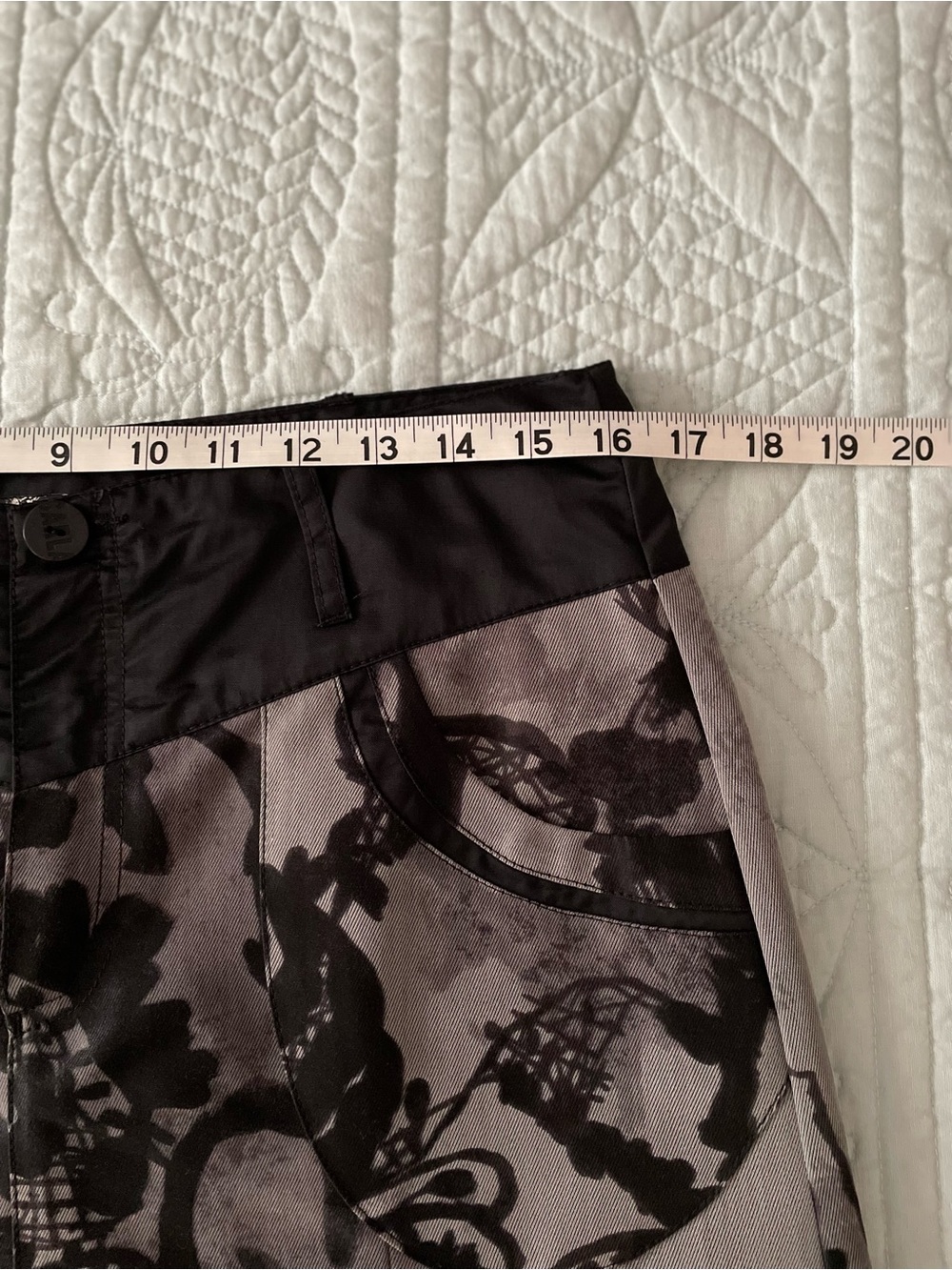 C'ARLA du nord, Scandinavian Cotton Blend Skirt Chic Zipper Pleat Accents at Hem - Picture 5 of 8